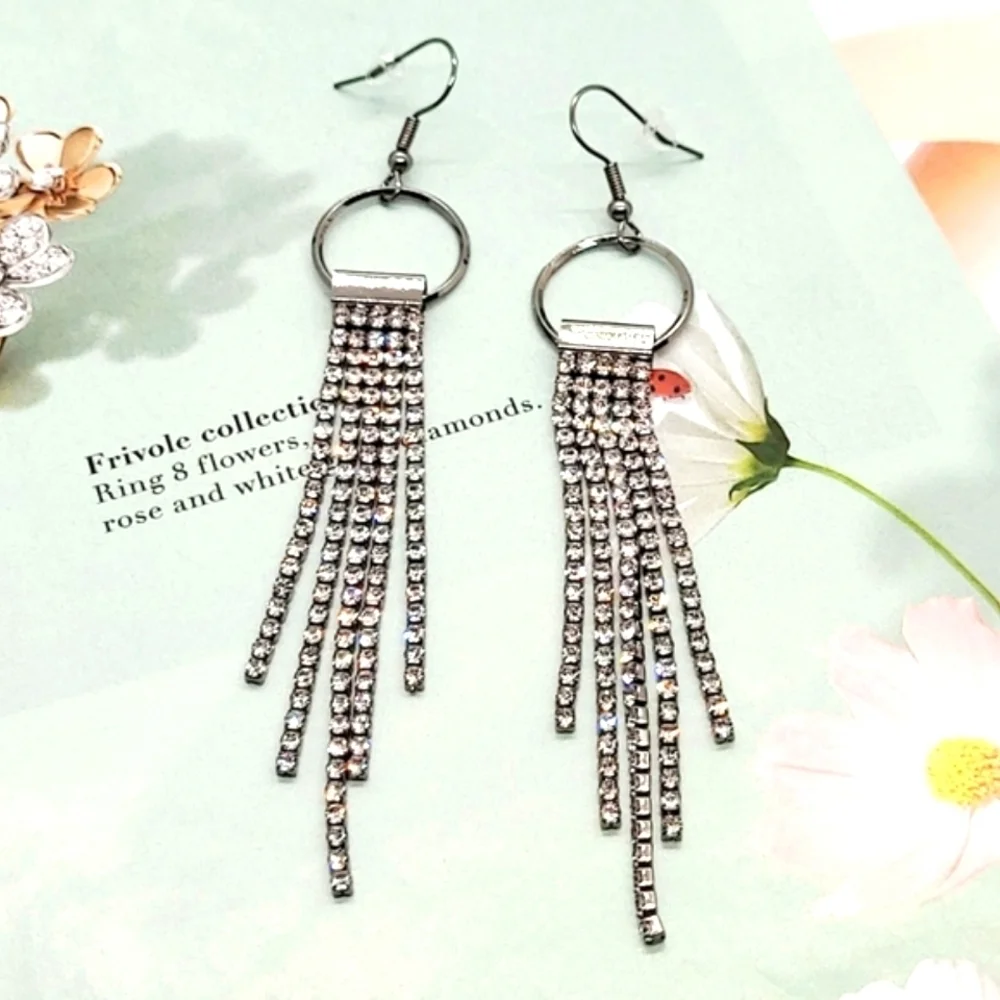 NWT Glamourous Crystal Hoop Five Row Slinky Tassel Silver Earrings